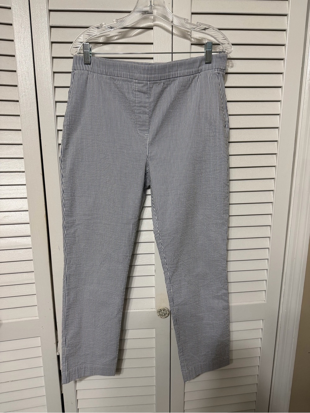 Jones New York Blue & White Pinstripe Straight-Leg Pants
